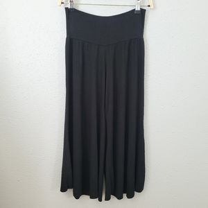 Lucca Black High Rise Cropped Palazzo Pants Size Small-Medium